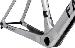 ONE Disc Carbon Rahmenkit 22 ONE Disc Carbon Rahmenkit -Rad Zentrum Geschaft 313770