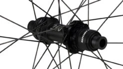 Dt-swiss XMC 1501 SPLINE 30 Carbon Boost Disc Center Lock 27,5" Laufradsatz -Rad Zentrum Geschaft 353496