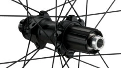 Fulcrum Rapid Red 3 Disc Center Lock 28" Laufradsatz 24 Fulcrum Rapid Red 3 Disc Center Lock 28" Laufradsatz -Rad Zentrum Geschaft 384434