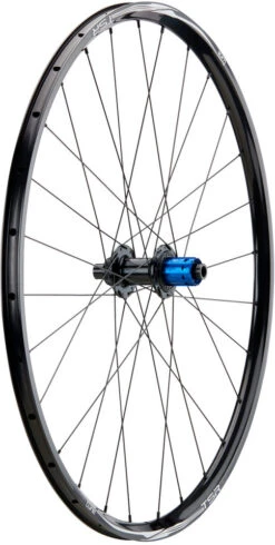 Tune TSR22 Disc Center Lock 28" Laufradsatz Modell 2021 9 Tune TSR22 Disc Center Lock 28" Laufradsatz Modell 2021 -Rad Zentrum Geschaft 388790