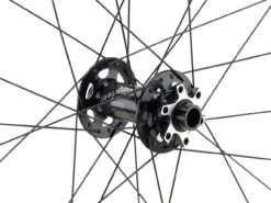 E-thirteen XCX Race IW28 Carbon Boost 29" Laufradsatz 10 E-thirteen XCX Race IW28 Carbon Boost 29" Laufradsatz -Rad Zentrum Geschaft 400590