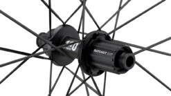 Dt-swiss ARC 1100 DICUT 50 Carbon Disc Center Lock 27,5" Laufradsatz -Rad Zentrum Geschaft 436872