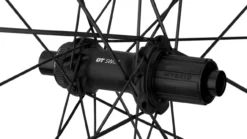 Dt-swiss HG 1800 SPLINE 25 Boost Disc Center Lock Hybrid 27,5" Laufradsatz 10 Dt-swiss HG 1800 SPLINE 25 Boost Disc Center Lock Hybrid 27,5" Laufradsatz -Rad Zentrum Geschaft 437052